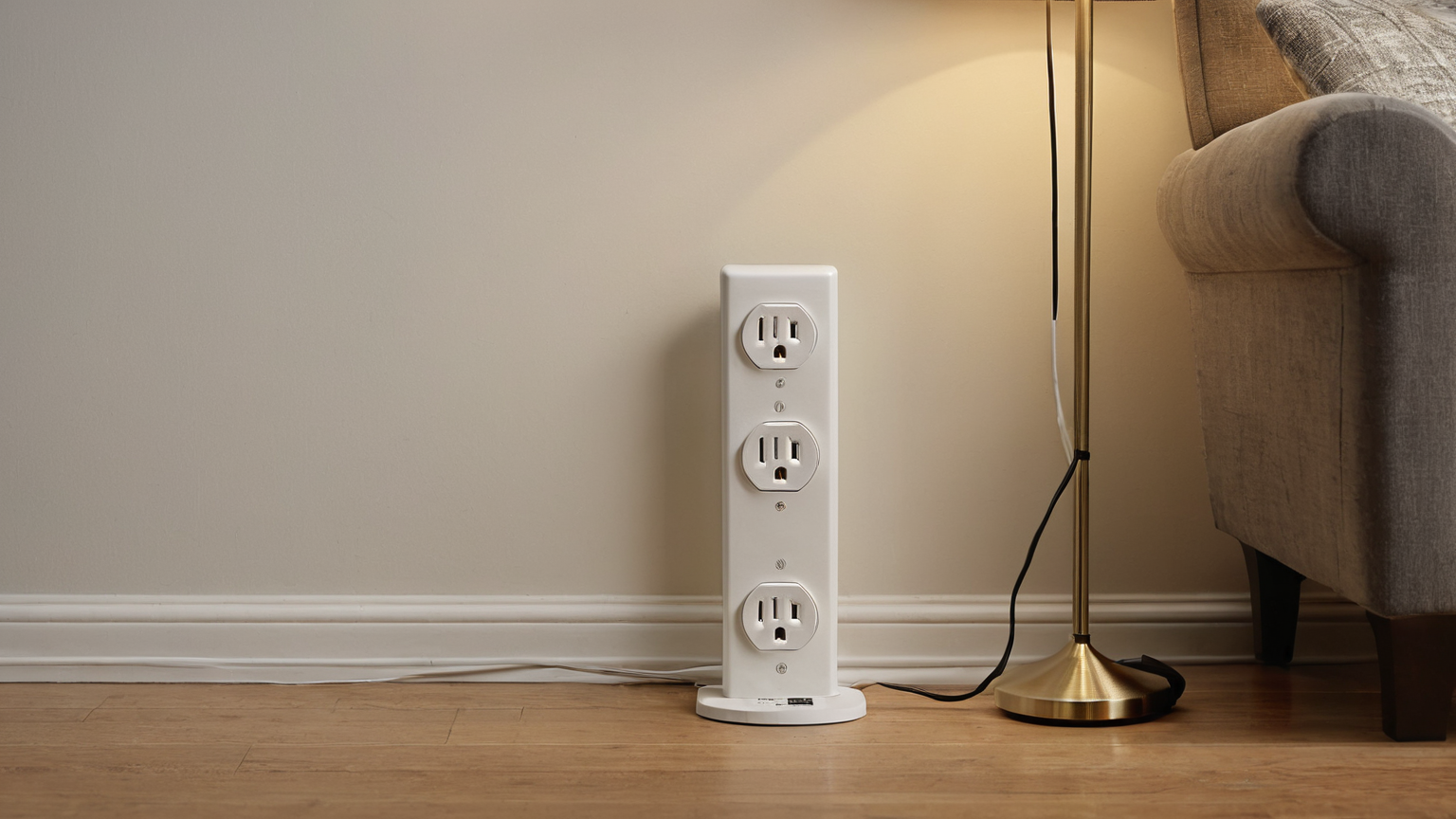 Lamp smart plug measurement